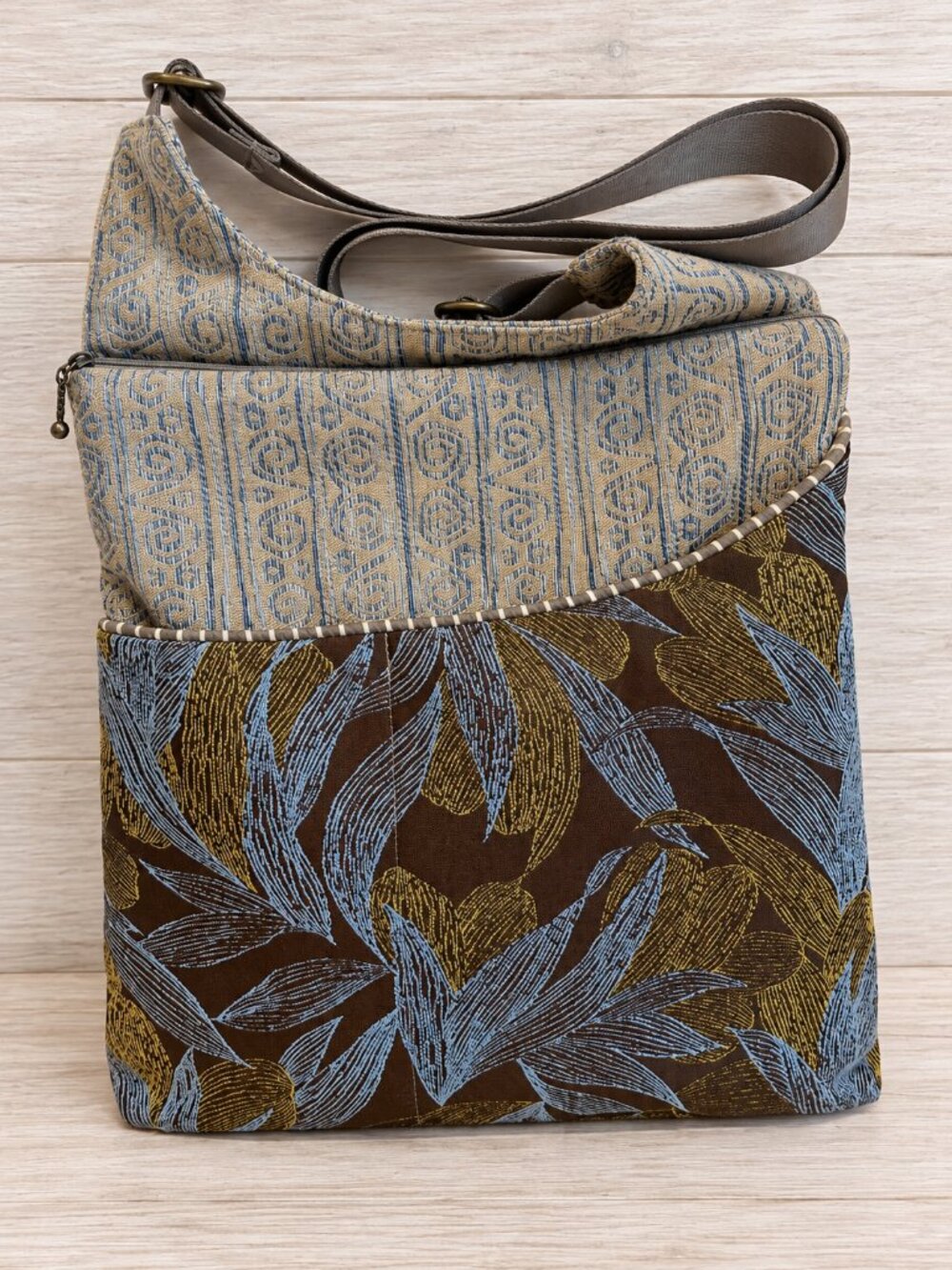 Maruca Tapestry Crossbody Shoulder Bag Botanical Blue Brown